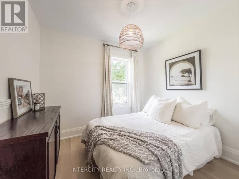 92 Dagmar Avenue, Toronto, photo 8