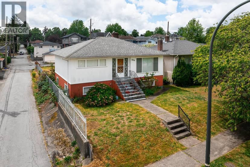 3678 E 25TH AVENUE, Vancouver, photo 3