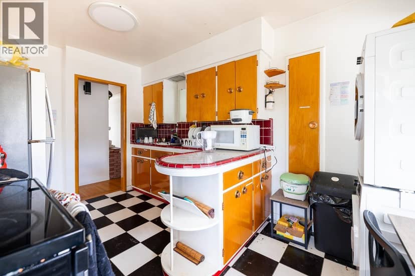 3678 E 25TH AVENUE, Vancouver, photo 6
