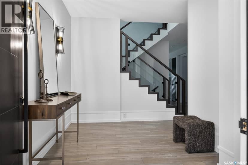 428 Woolf BEND — photo 4 of 40