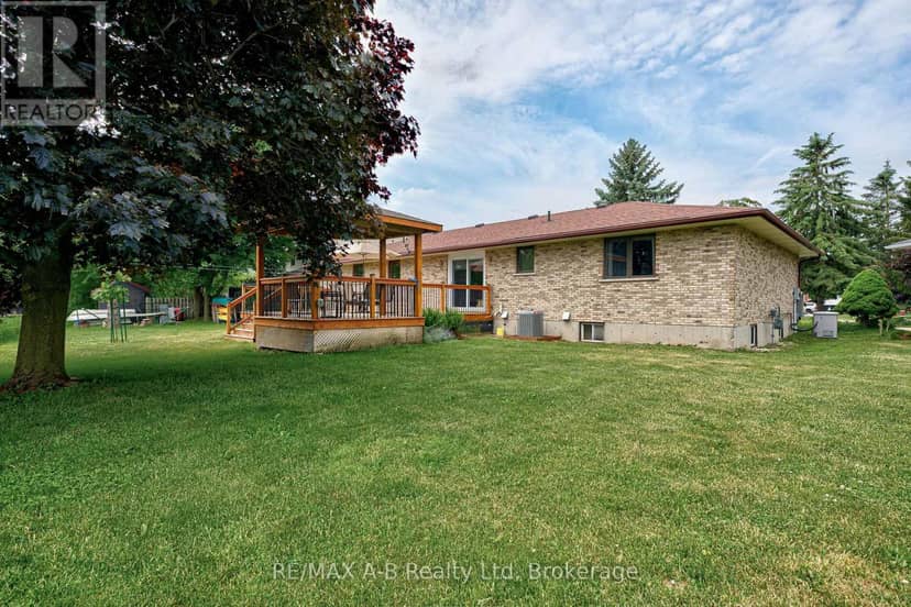 137 Mitchell Court — photo 36 of 40