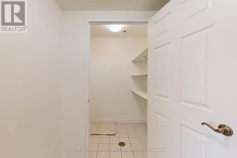 611 - 115 Bonis Avenue — photo 4 of 30