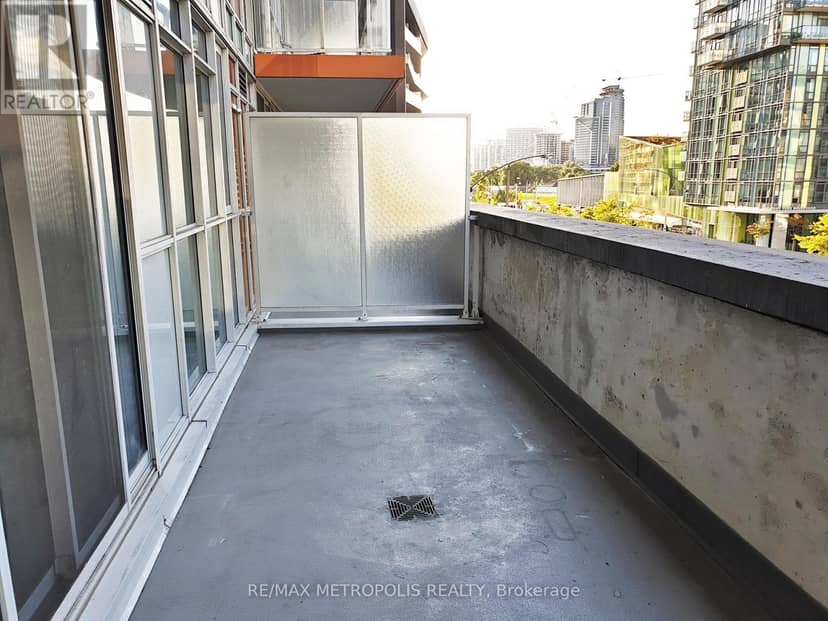 312 - 85 Queens Wharf Road — photo 8 of 9