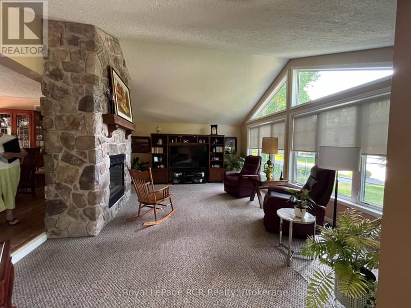 14 Frederick Street — photo 20 of 40