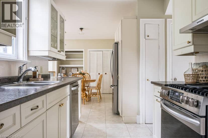 5170 KING Street — photo 18 of 40