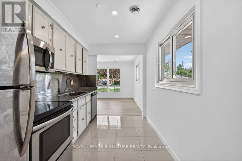 339 Tampa Drive — photo 15 of 40
