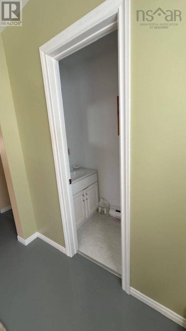 59 Fox Island Main Road — photo 13 of 27