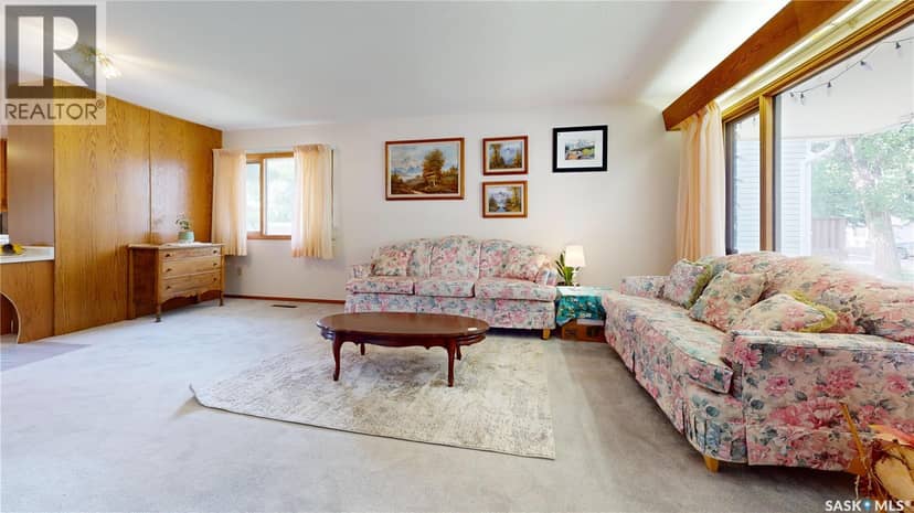 210 Cypress STREET — photo 4 of 40