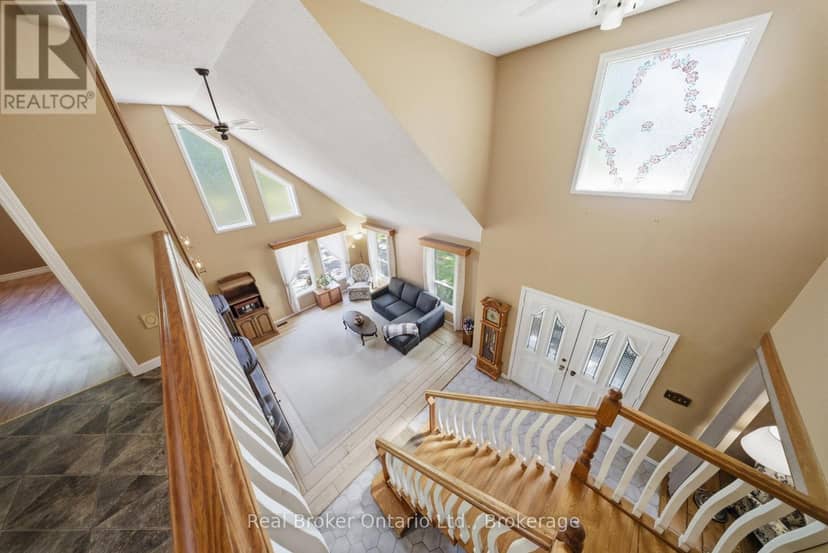800 Tremaine Avenue S — photo 23 of 40