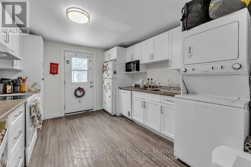 200 Bagot Street — photo 11 of 30