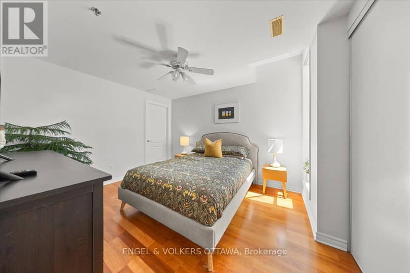 205 - 6 Grove Avenue — photo 3 of 34