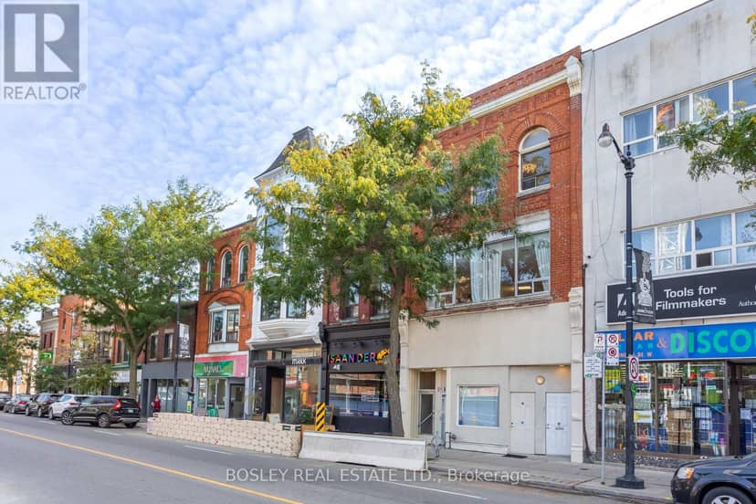 2963 Dundas Street W, Toronto, photo 3