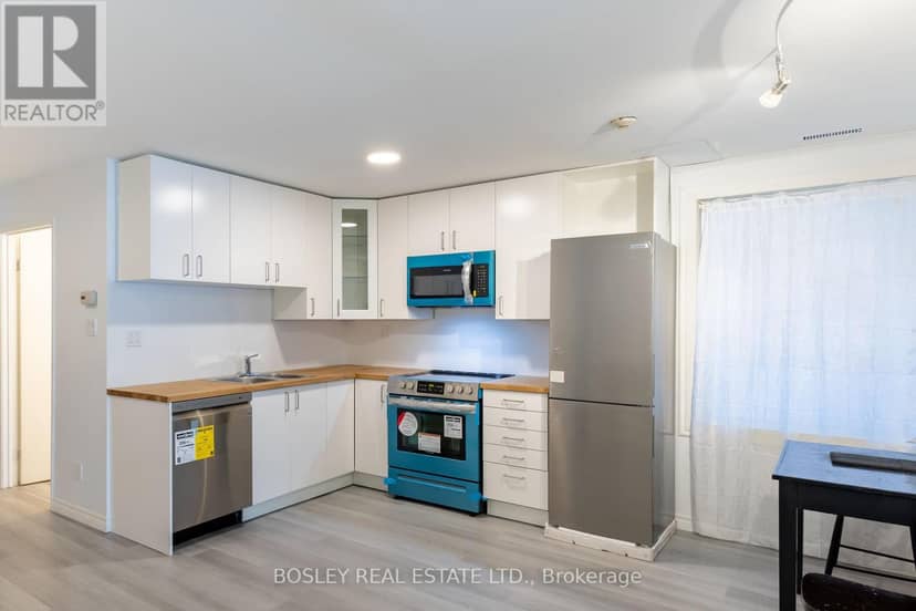 2963 Dundas Street W, Toronto, photo 8