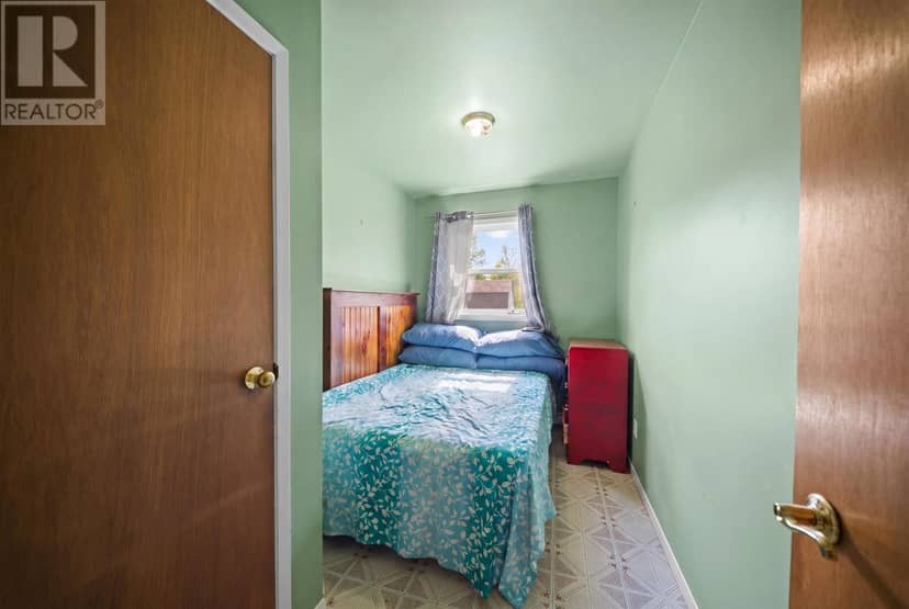 1284 Deblois Road — photo 10 of 31