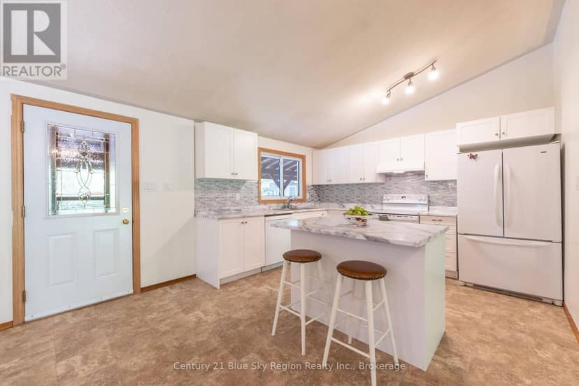 370 Highway 17 E — photo 14 of 40