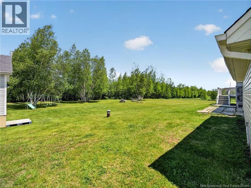 30 Shari Lane — photo 11 of 40