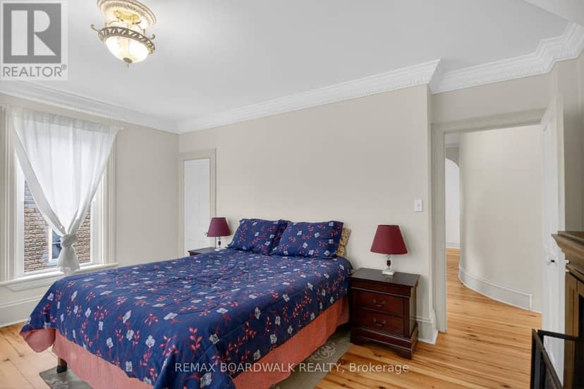 11 Alfred Street — photo 19 of 29