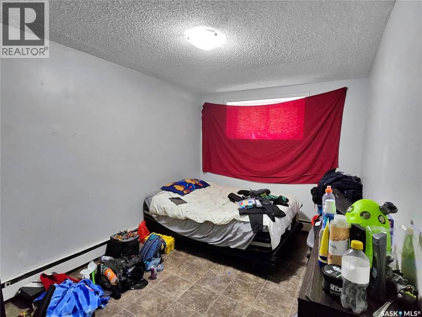 327 S Avenue S, Saskatoon, photo 7