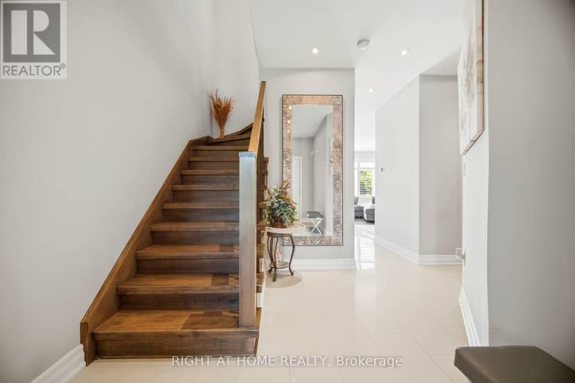 156 Gunby Boulevard — photo 16 of 40