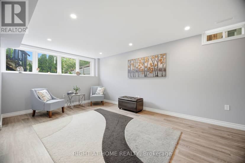 156 Gunby Boulevard — photo 29 of 40