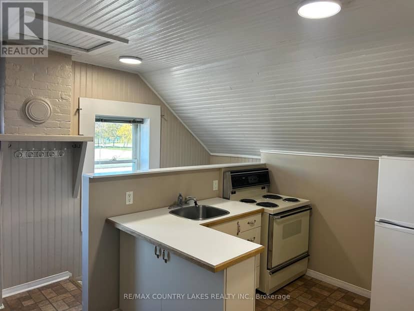 3232 Simcoe Road — photo 15 of 38