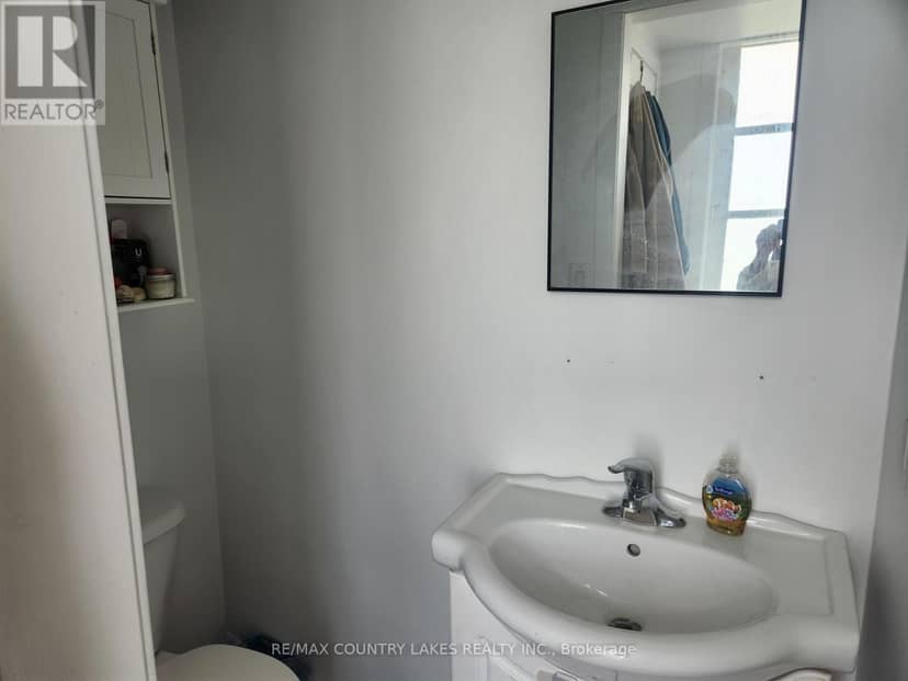 3232 Simcoe Road — photo 9 of 38