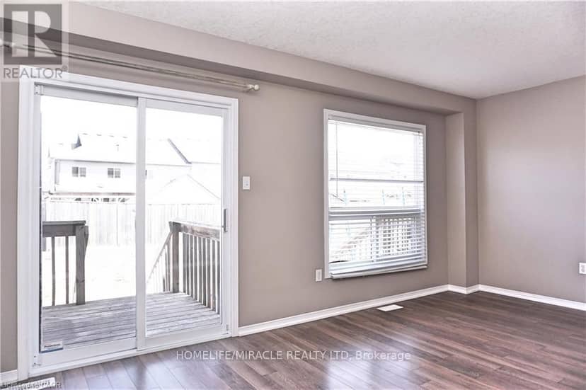 40 Madeleine Street — photo 11 of 31