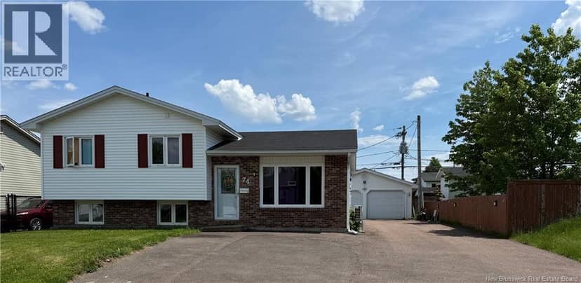 74 Ashley Crescent — photo 1 of 14