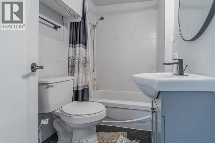 2647 George — photo 10 of 27