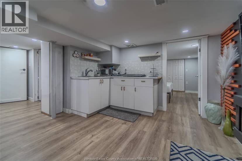 2647 George — photo 15 of 27