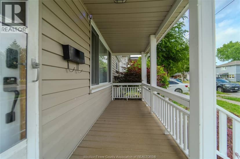 2647 George — photo 3 of 27