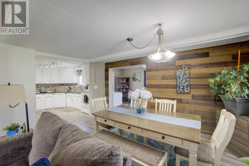 36 Linden Lane — photo 11 of 35