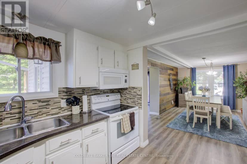 36 Linden Lane — photo 17 of 35