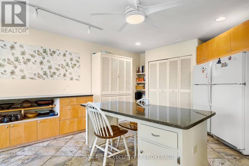 22 The Point Road — photo 11 of 40