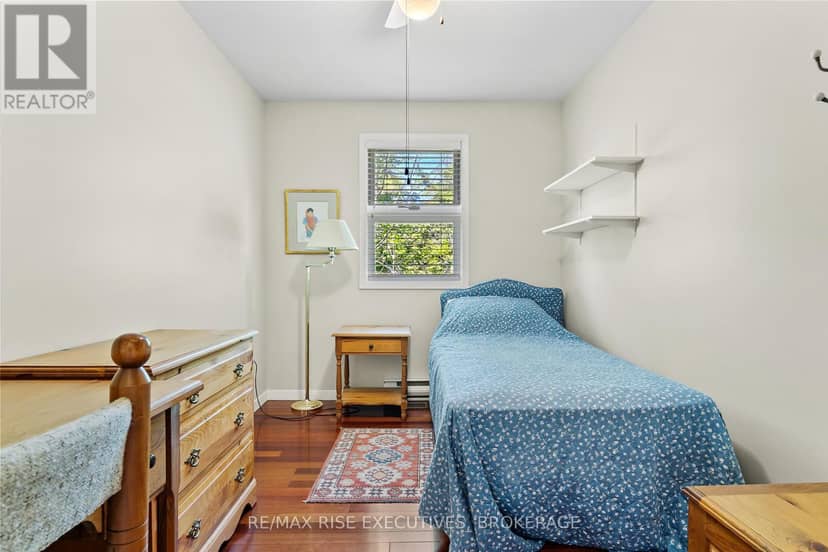 22 The Point Road — photo 21 of 40