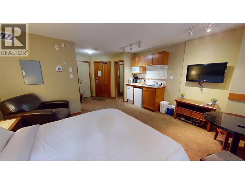 127 4315 NORTHLANDS BOULEVARD, Whistler
