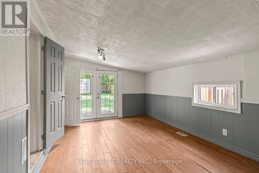 10 Henry Street — photo 12 of 30