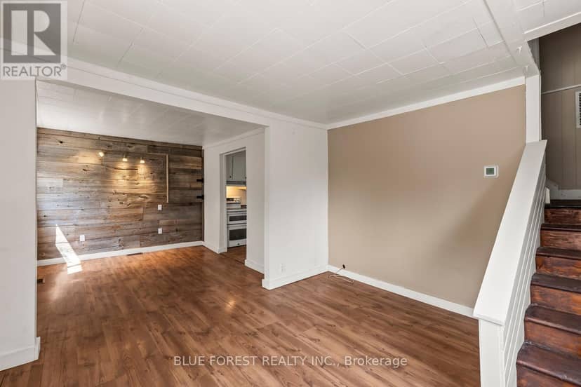 10 Henry Street, St. Thomas, photo 5