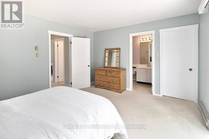530 - 22 Dawson Drive — photo 15 of 25