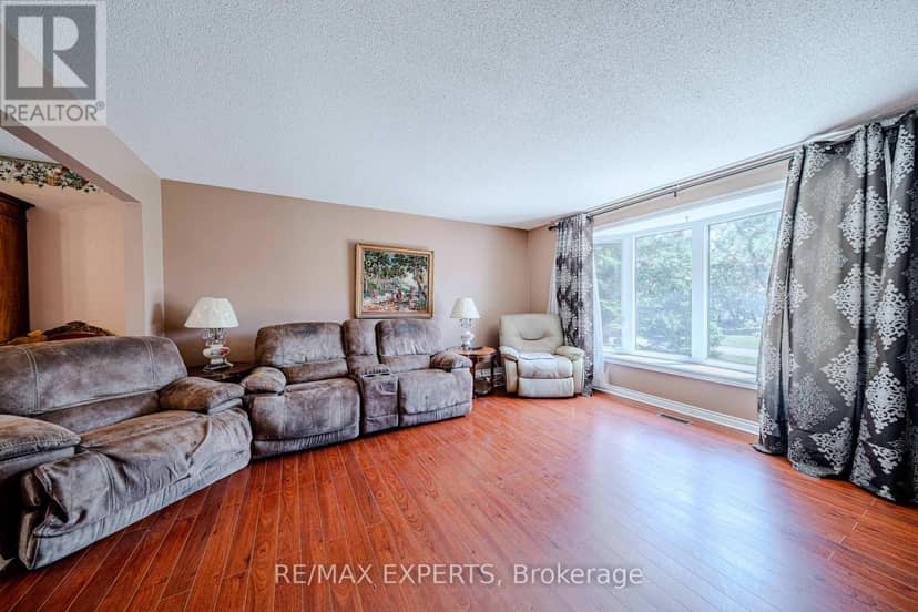 6068 Bloomington Road — photo 4 of 21