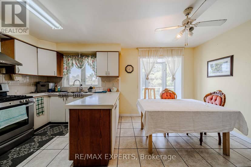 6068 Bloomington Road — photo 8 of 21