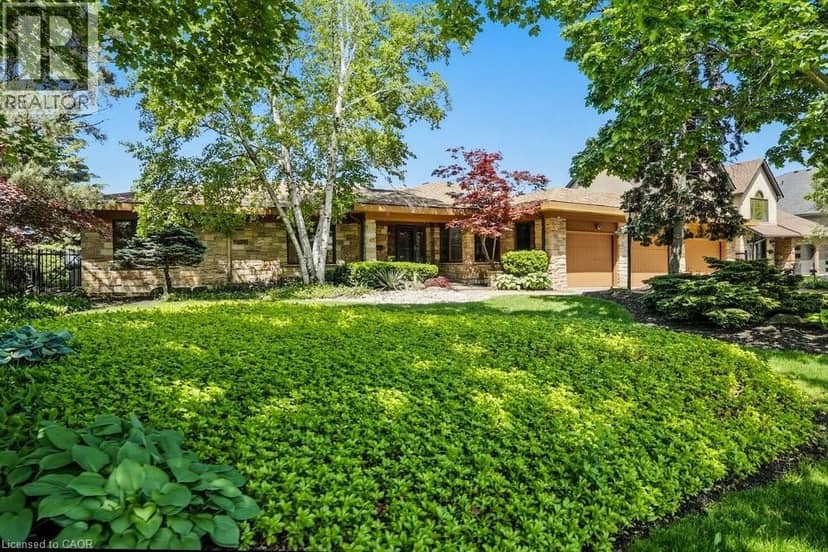 7 LAKEGATE Drive — photo 2 of 40