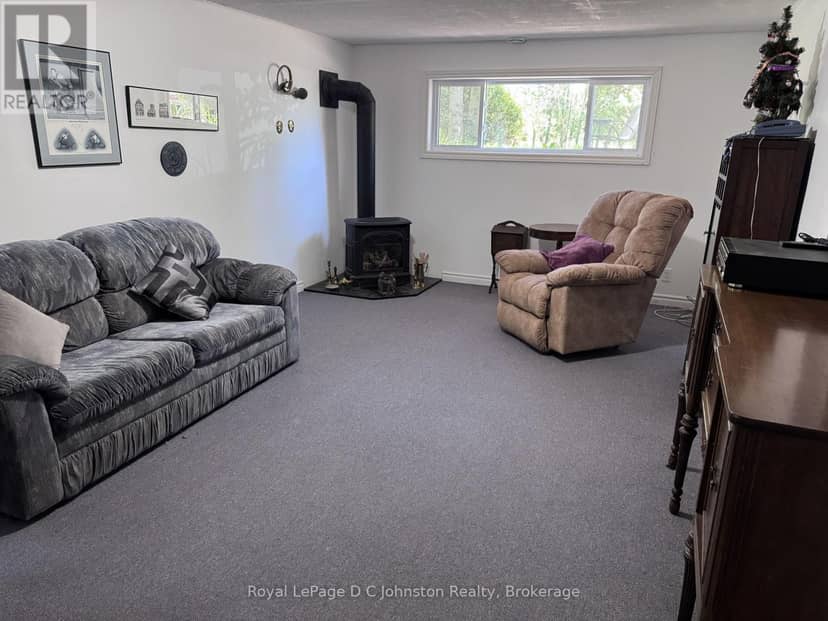 373 Carlisle Street — photo 15 of 22