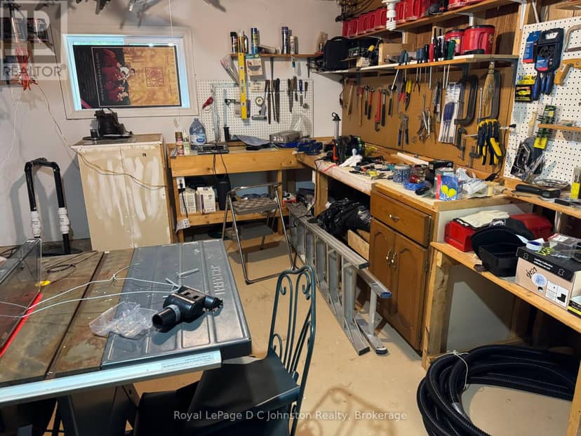 373 Carlisle Street — photo 18 of 22