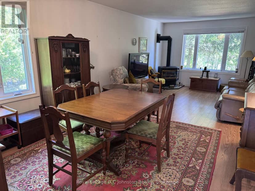 373 Carlisle Street — photo 7 of 22