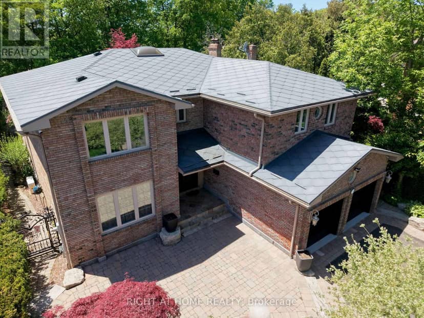 2428 Old Carriage Road — photo 2 of 38