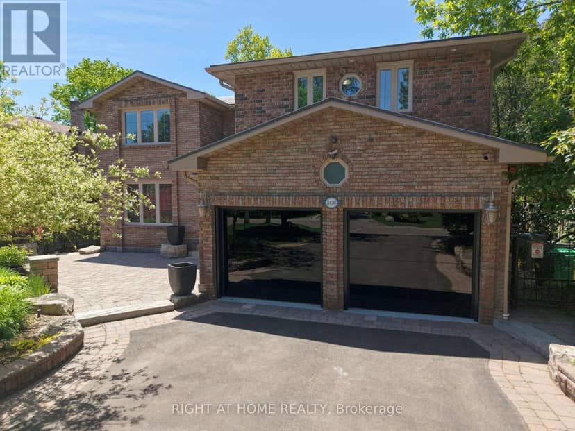 2428 Old Carriage Road — photo 3 of 38