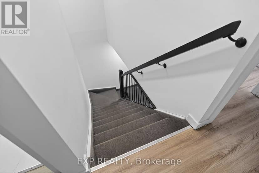 316 Somerset Street E — photo 20 of 27