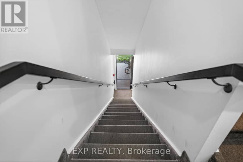 316 Somerset Street E — photo 26 of 27