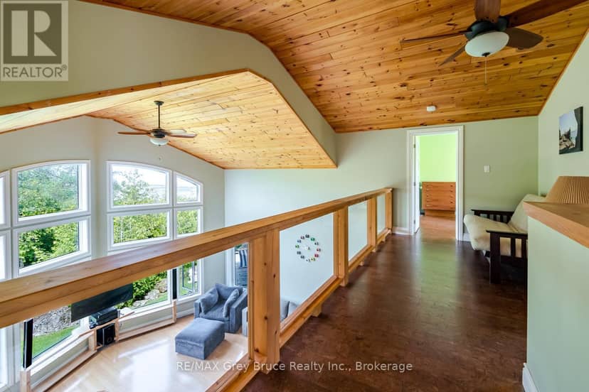37 Paradise Drive — photo 24 of 40
